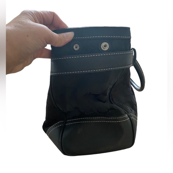 Coach Hampton Carryall Black Signature Canvas Bag - Picture 4 of 9